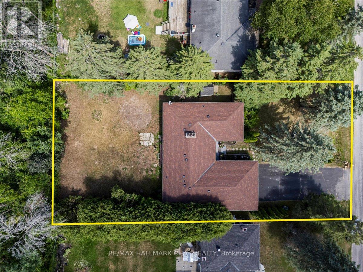 1164 North Shore Drive, Innisfil, Ontario  L0L 1R0 - Photo 17 - N12275139