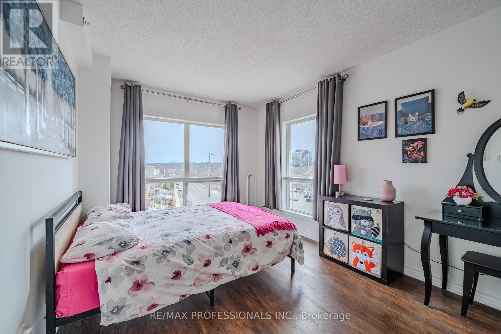 422 - 8 Harris Street, Cambridge, Ontario  N1R 8R1 - Photo 11 - X12275144