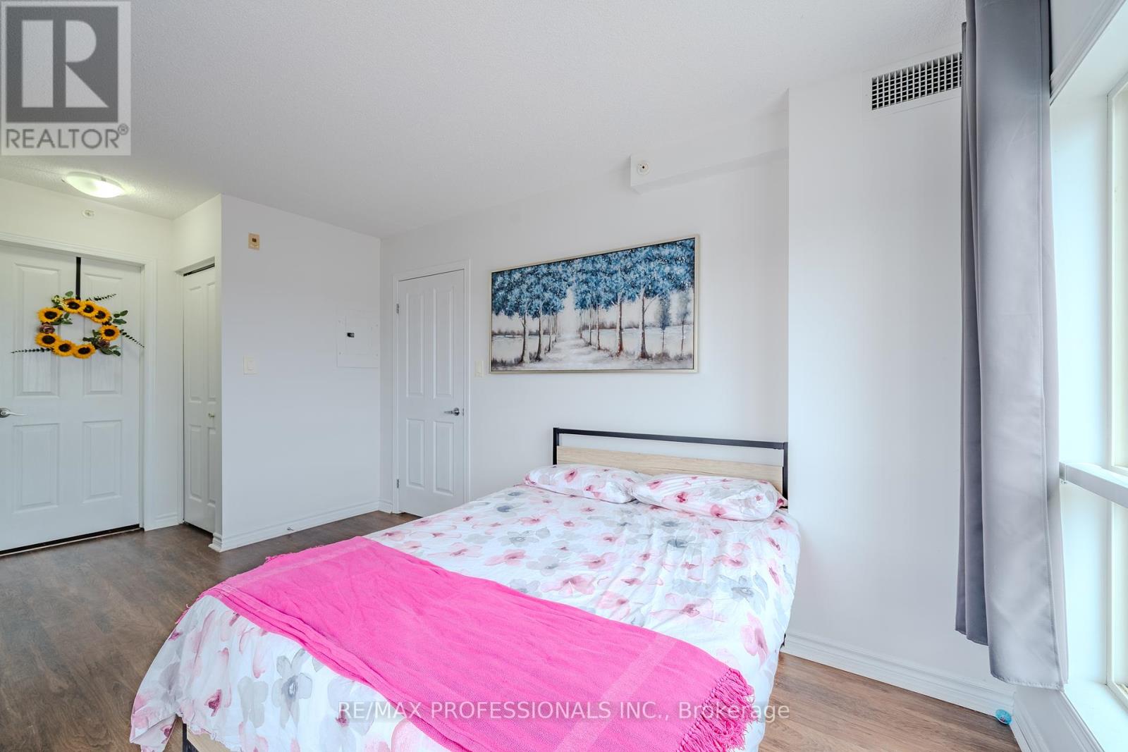422 - 8 Harris Street, Cambridge, Ontario  N1R 8R1 - Photo 13 - X12275144