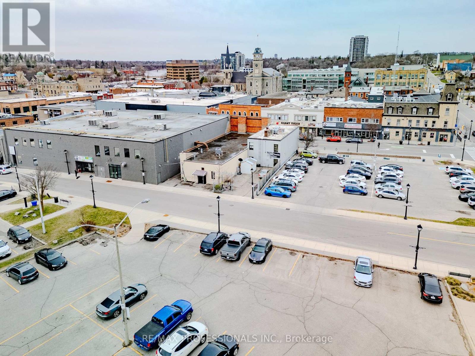 422 - 8 Harris Street, Cambridge, Ontario  N1R 8R1 - Photo 30 - X12275144