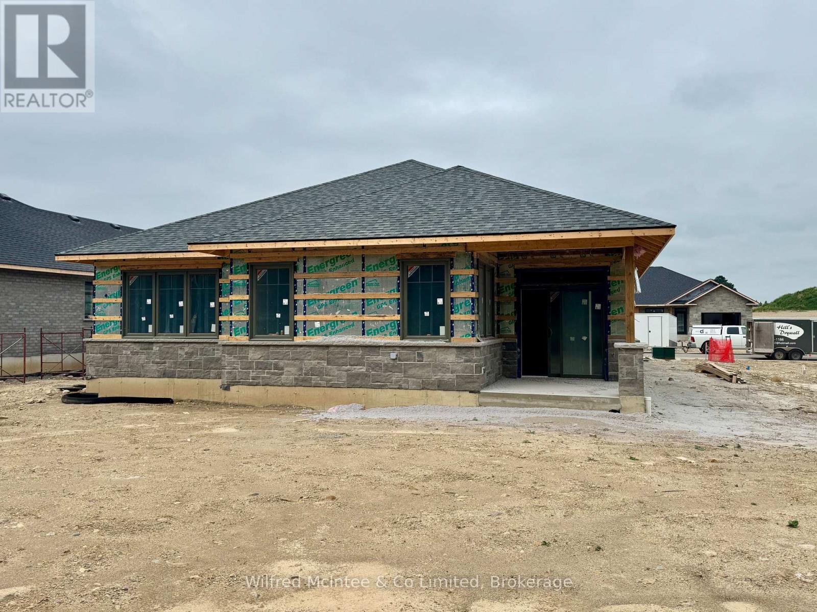 27 Galen Street, South Bruce, Ontario  N0G 2S0 - Photo 3 - X12275165