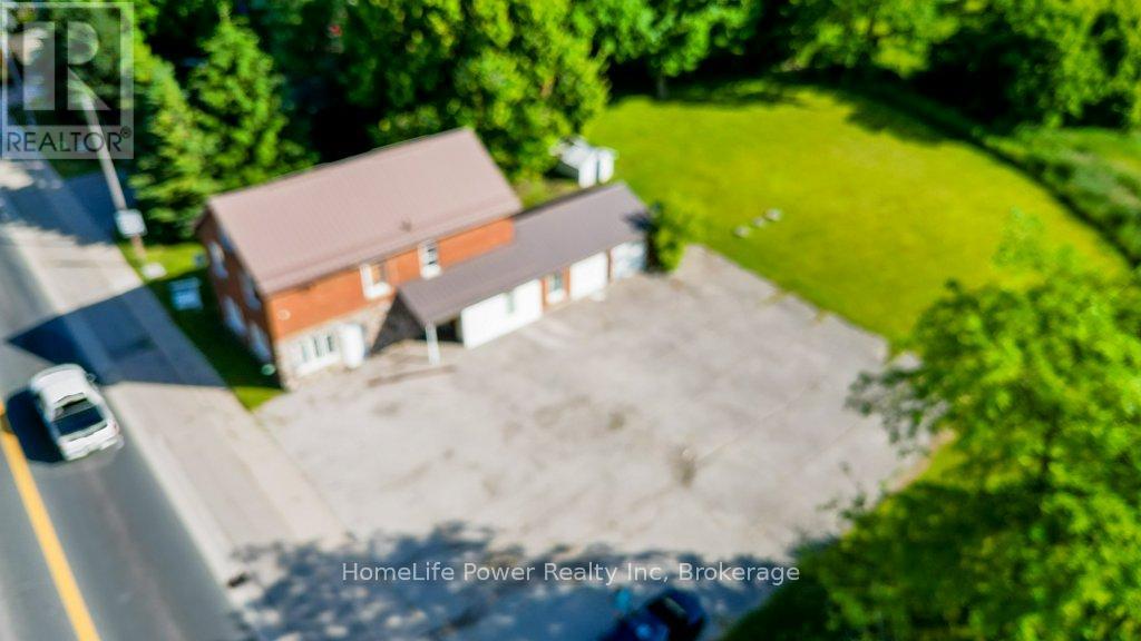 59 Queen Street, Puslinch, Ontario  N0B 2C0 - Photo 15 - X12275178