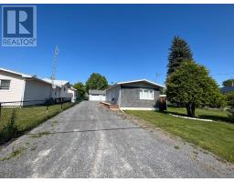 25 CHURCH STREET, North Stormont, Ontario