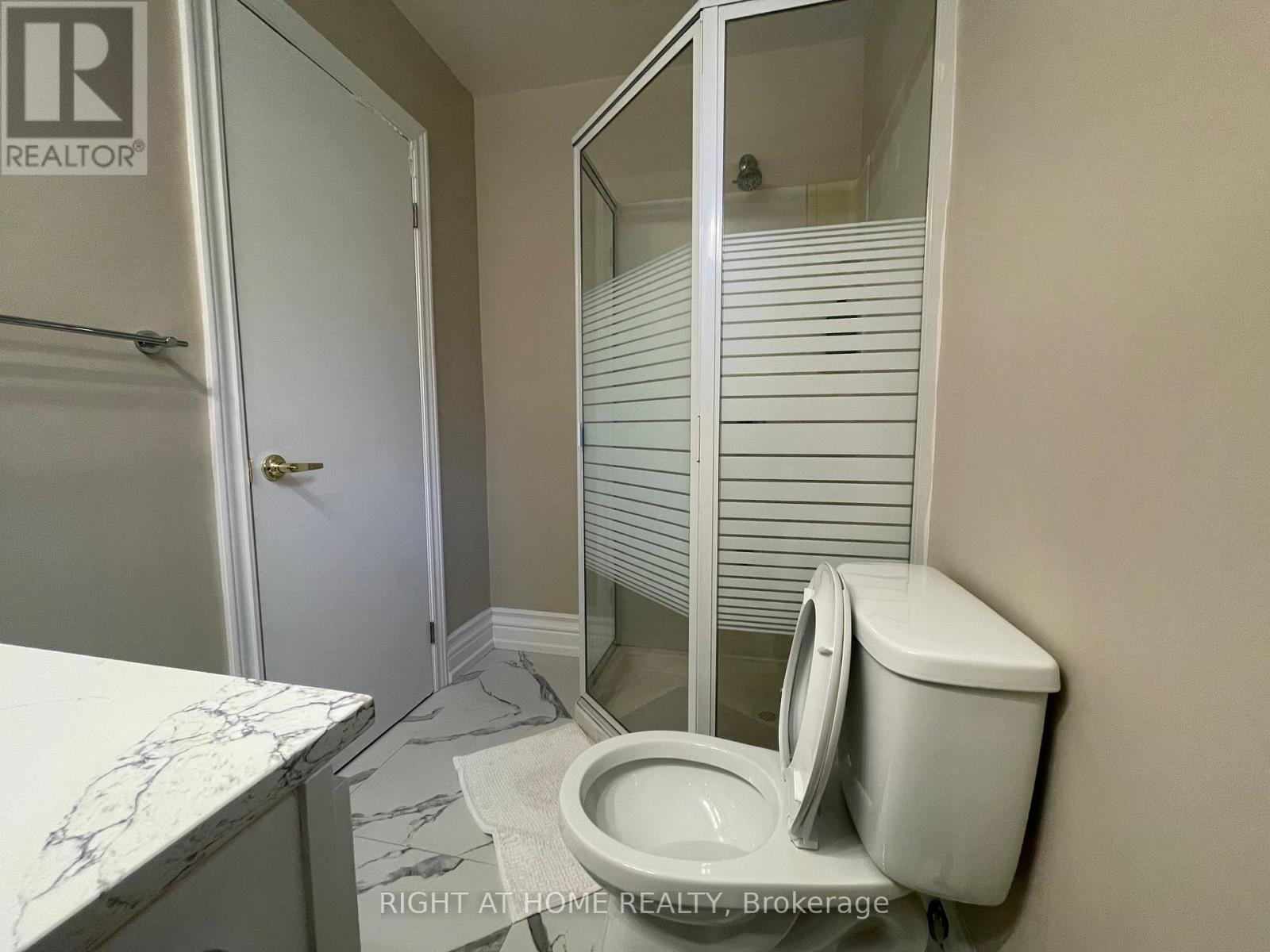 62 Banstock Drive, Toronto, Ontario  M2K 2H6 - Photo 6 - C12275158