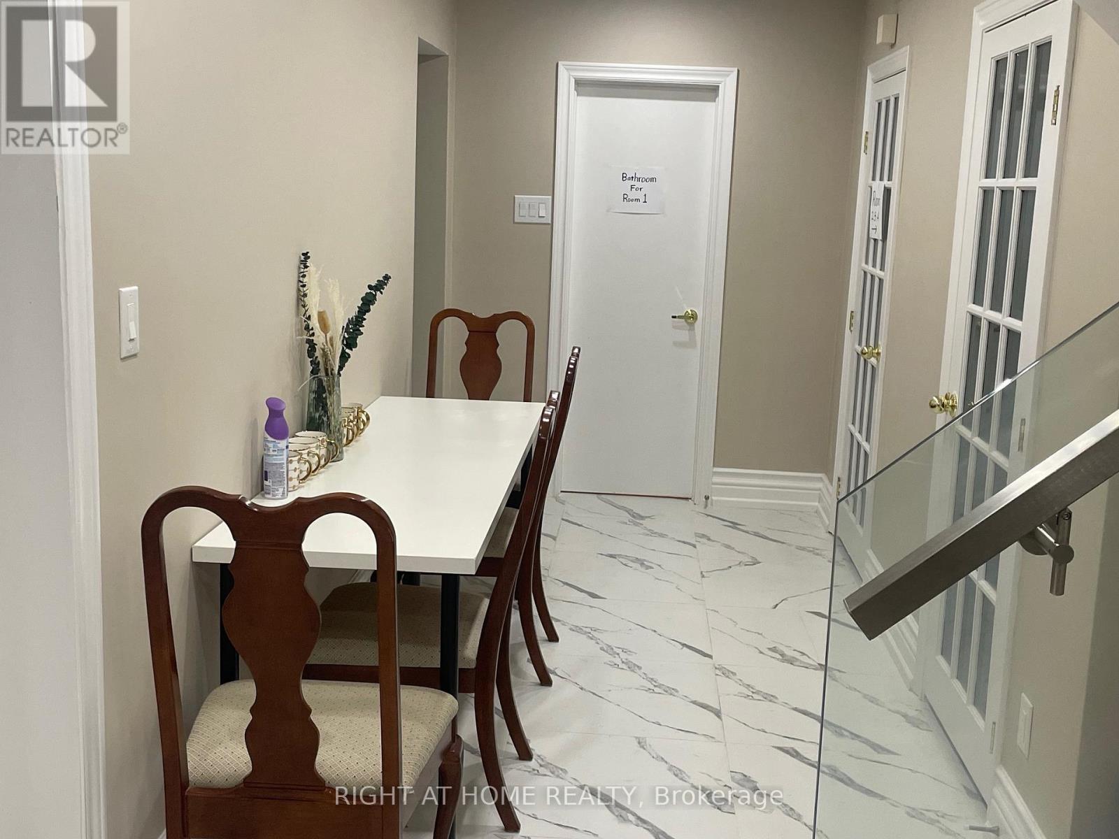 62 Banstock Drive, Toronto, Ontario  M2K 2H6 - Photo 8 - C12275158