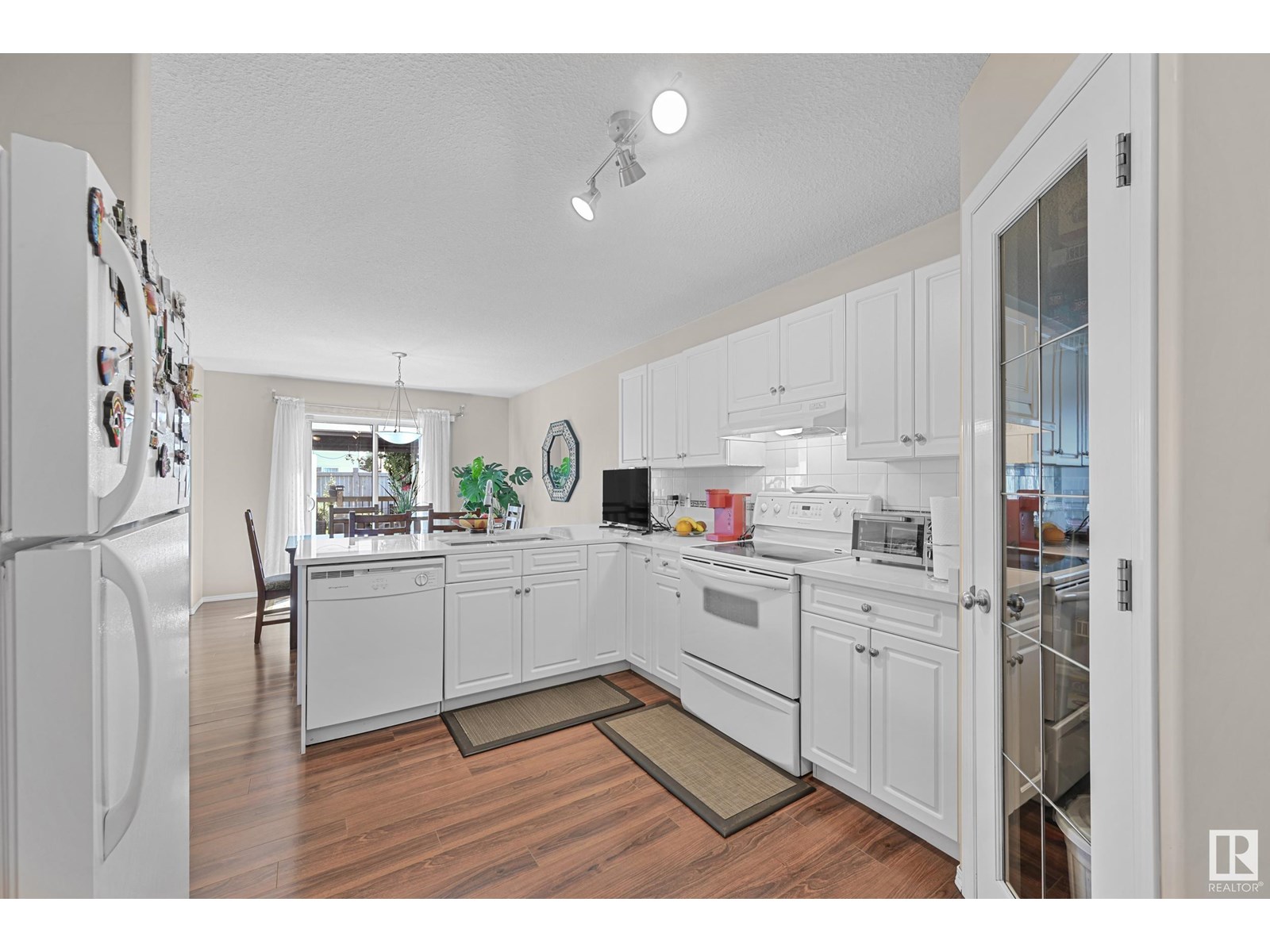 3371 25 Av Nw, Edmonton, Alberta  T6T 1Y4 - Photo 9 - E4446779