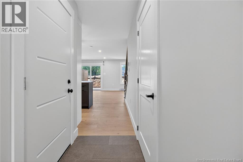 285 Elsliger Street, Dieppe, New Brunswick  E1H 2B9 - Photo 3 - NB122659