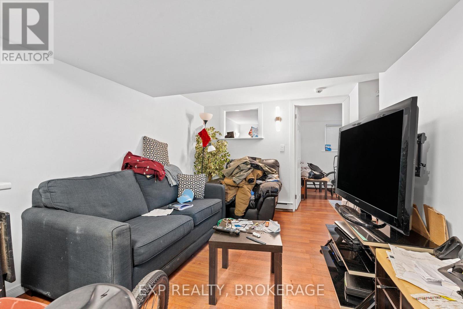 49 Wall Street, Brockville, Ontario  K6V 4S2 - Photo 4 - X12275202