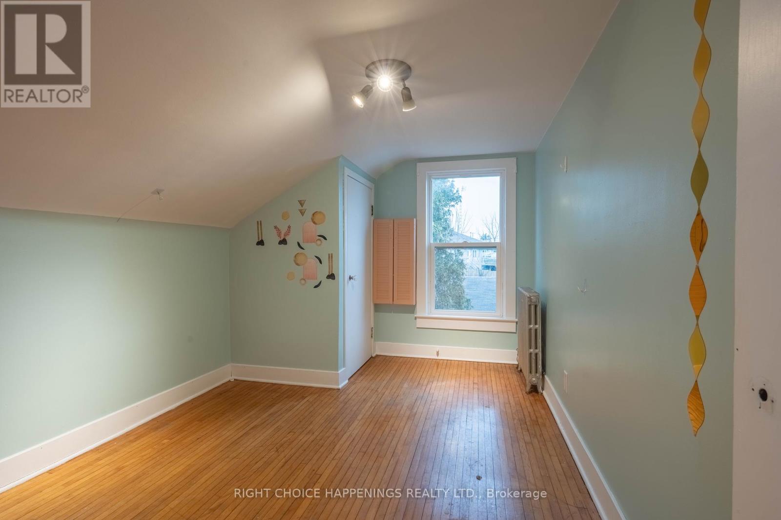 273 Main Street W, Port Colborne, Ontario  L3K 3V7 - Photo 11 - X12275248