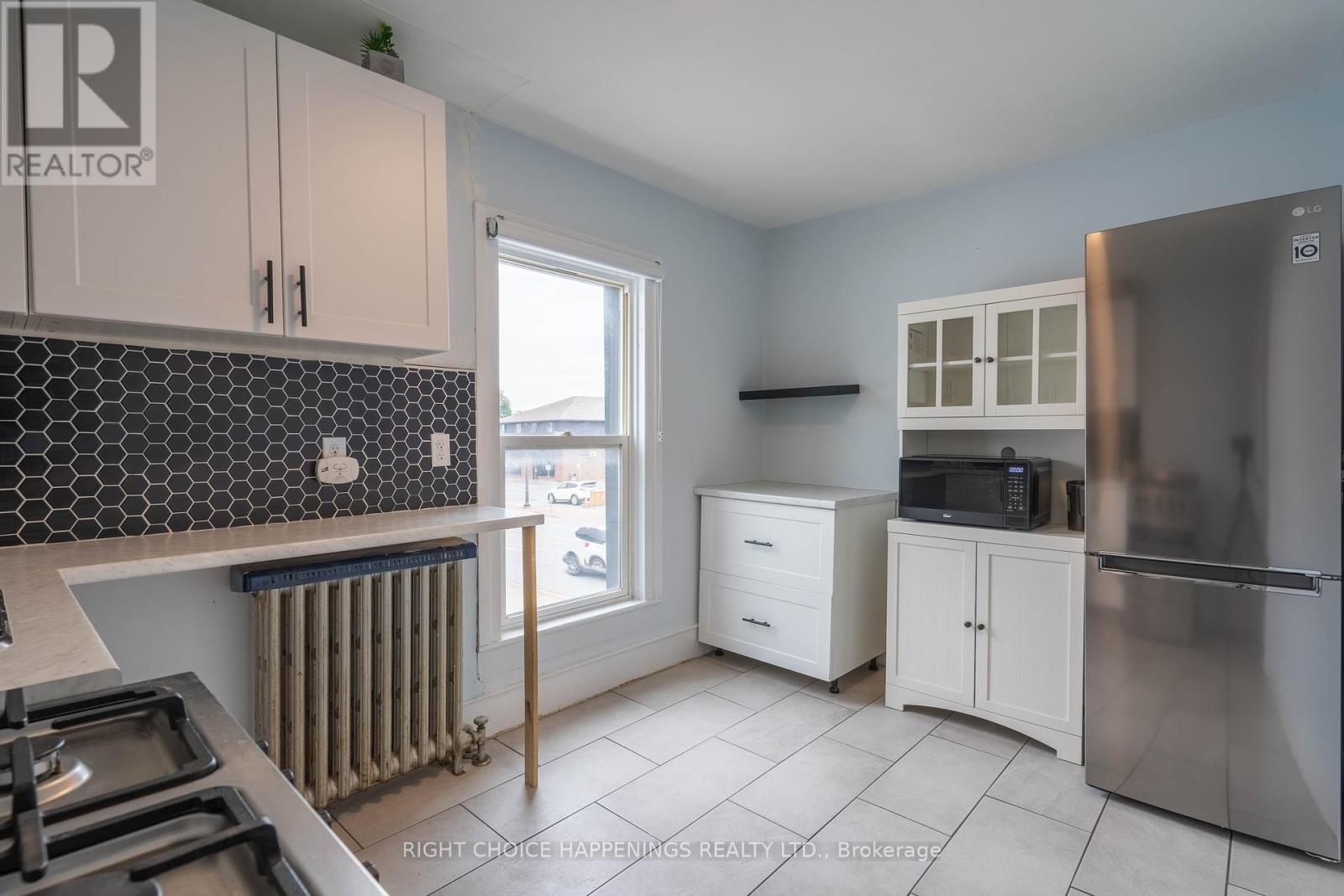 273 Main Street W, Port Colborne, Ontario  L3K 3V7 - Photo 15 - X12275248