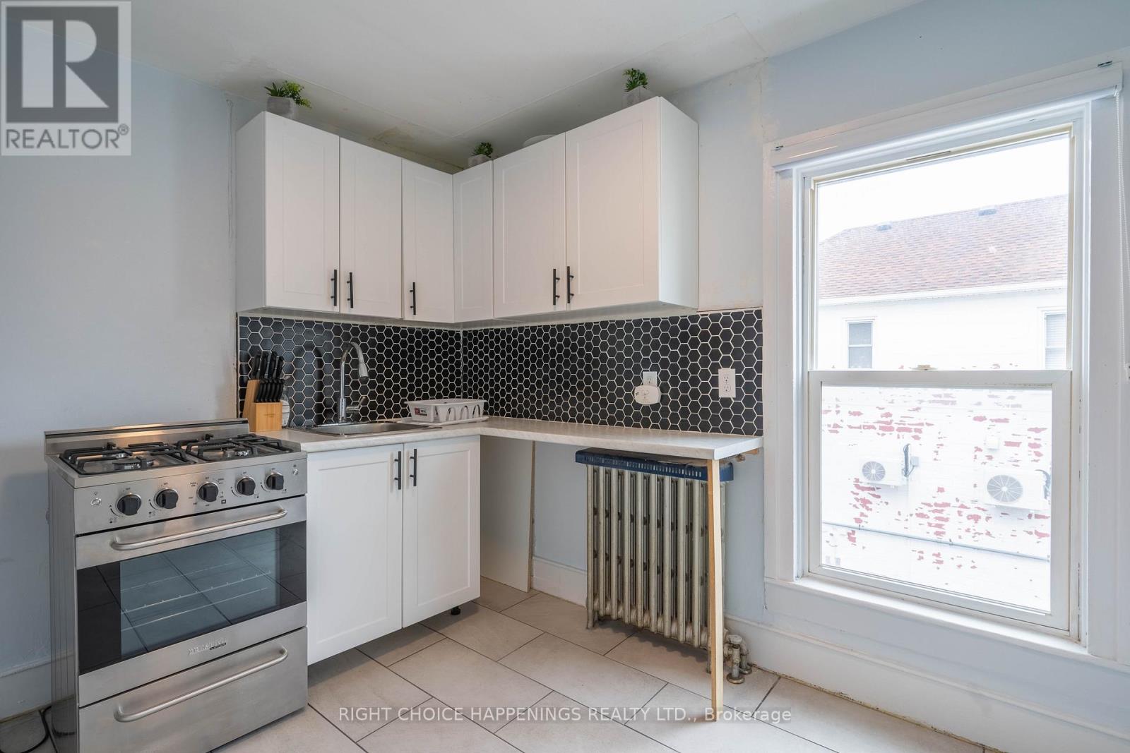273 Main Street W, Port Colborne, Ontario  L3K 3V7 - Photo 16 - X12275248