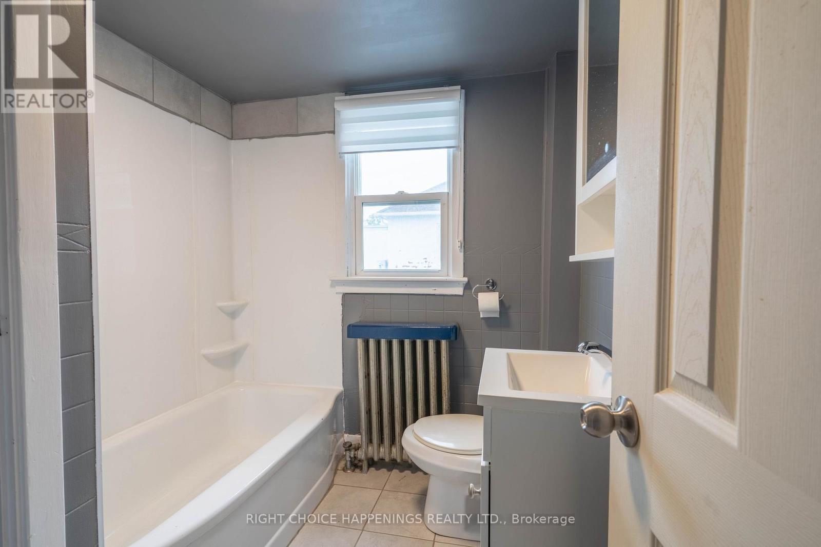 273 Main Street W, Port Colborne, Ontario  L3K 3V7 - Photo 18 - X12275248