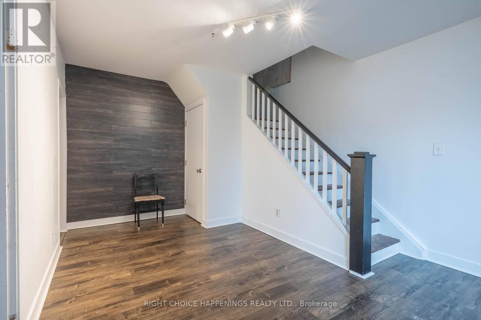 273 Main Street W, Port Colborne, Ontario  L3K 3V7 - Photo 7 - X12275248