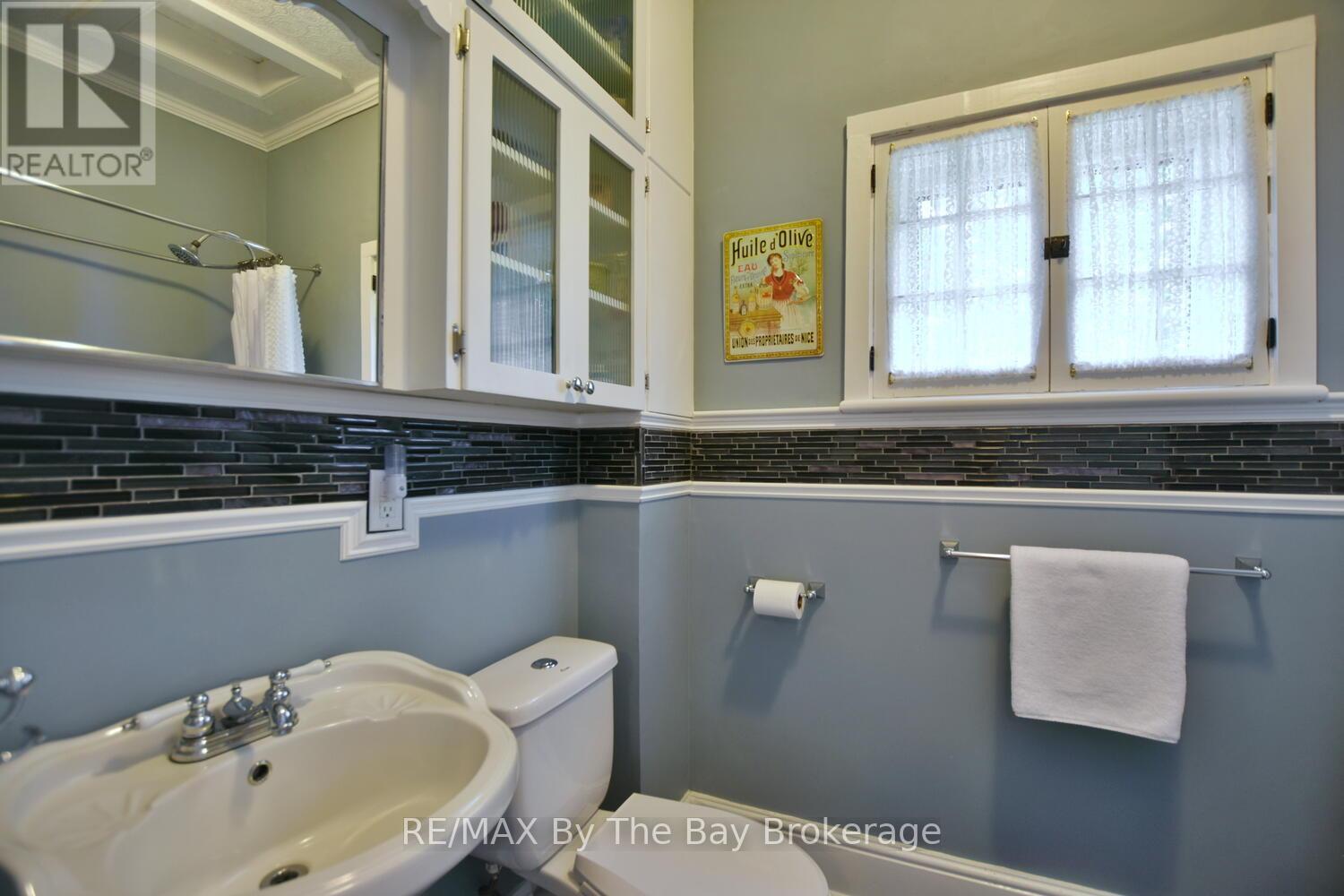 214 Elm Street, Clearview, Ontario  L0M 1S0 - Photo 33 - S12275210