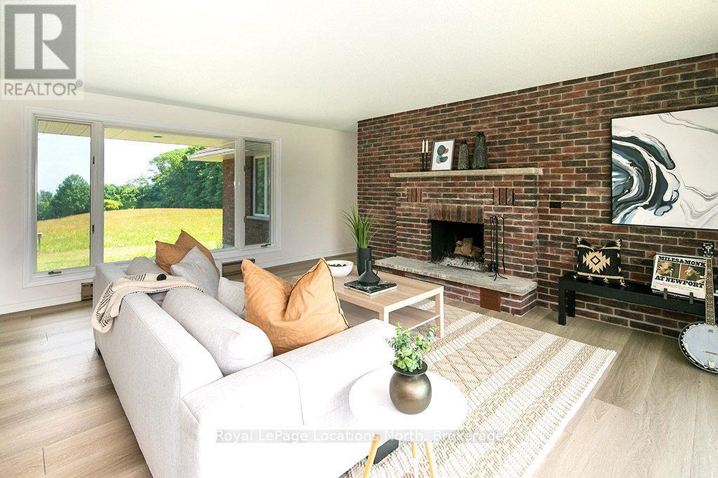 159038 7th Line, Meaford, Ontario  N4L 1W5 - Photo 9 - X12275245