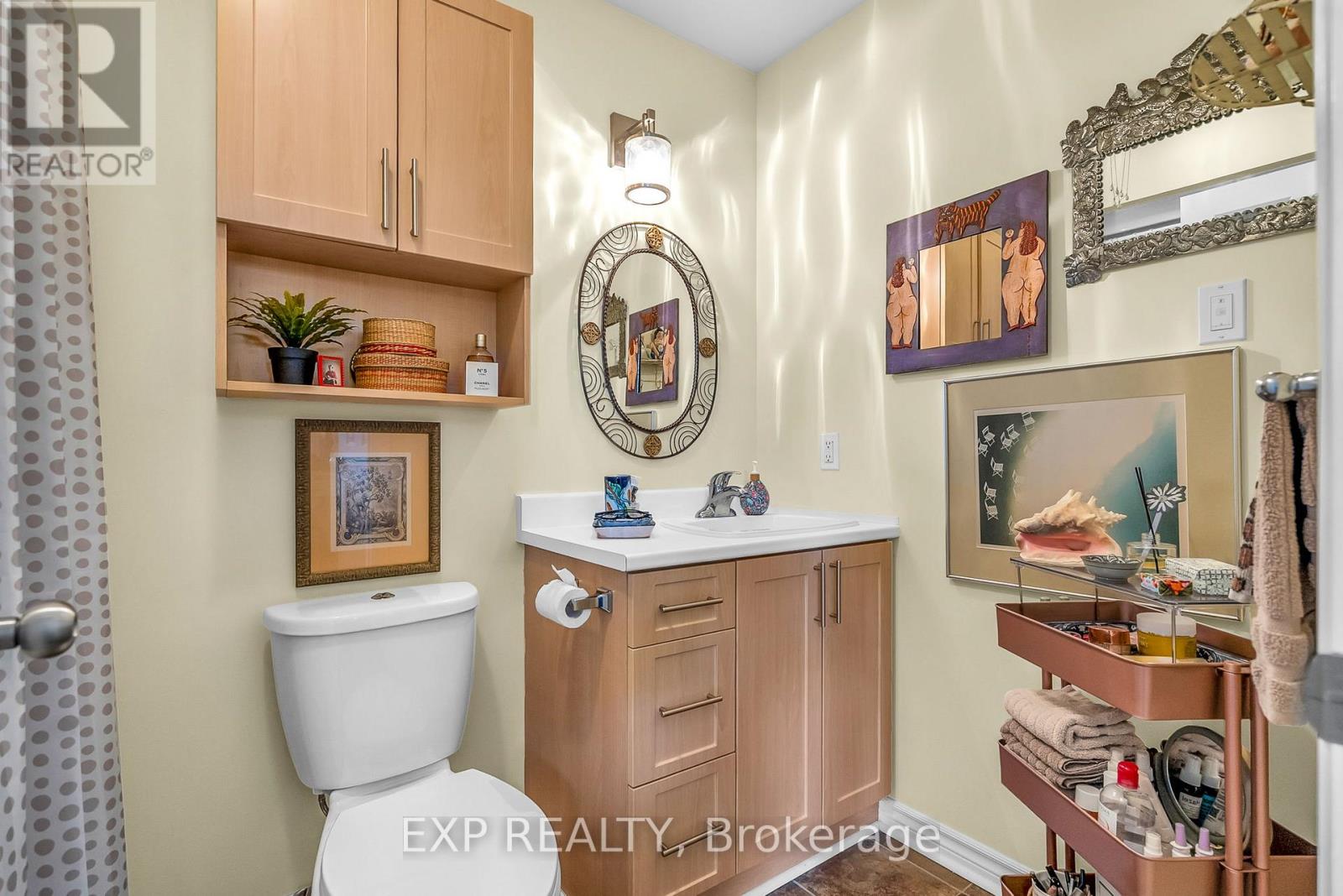 202 - 412 Fifth Street E, Cornwall, Ontario  K6H 2M2 - Photo 11 - X12269445