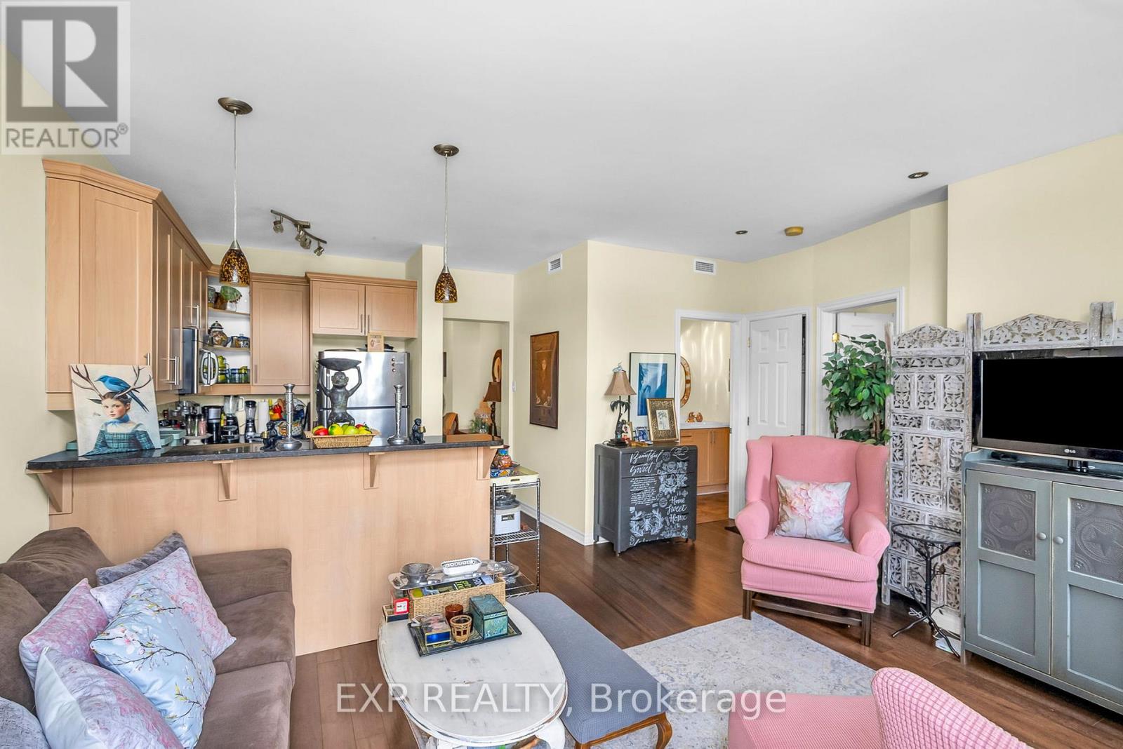202 - 412 Fifth Street E, Cornwall, Ontario  K6H 2M2 - Photo 6 - X12269445