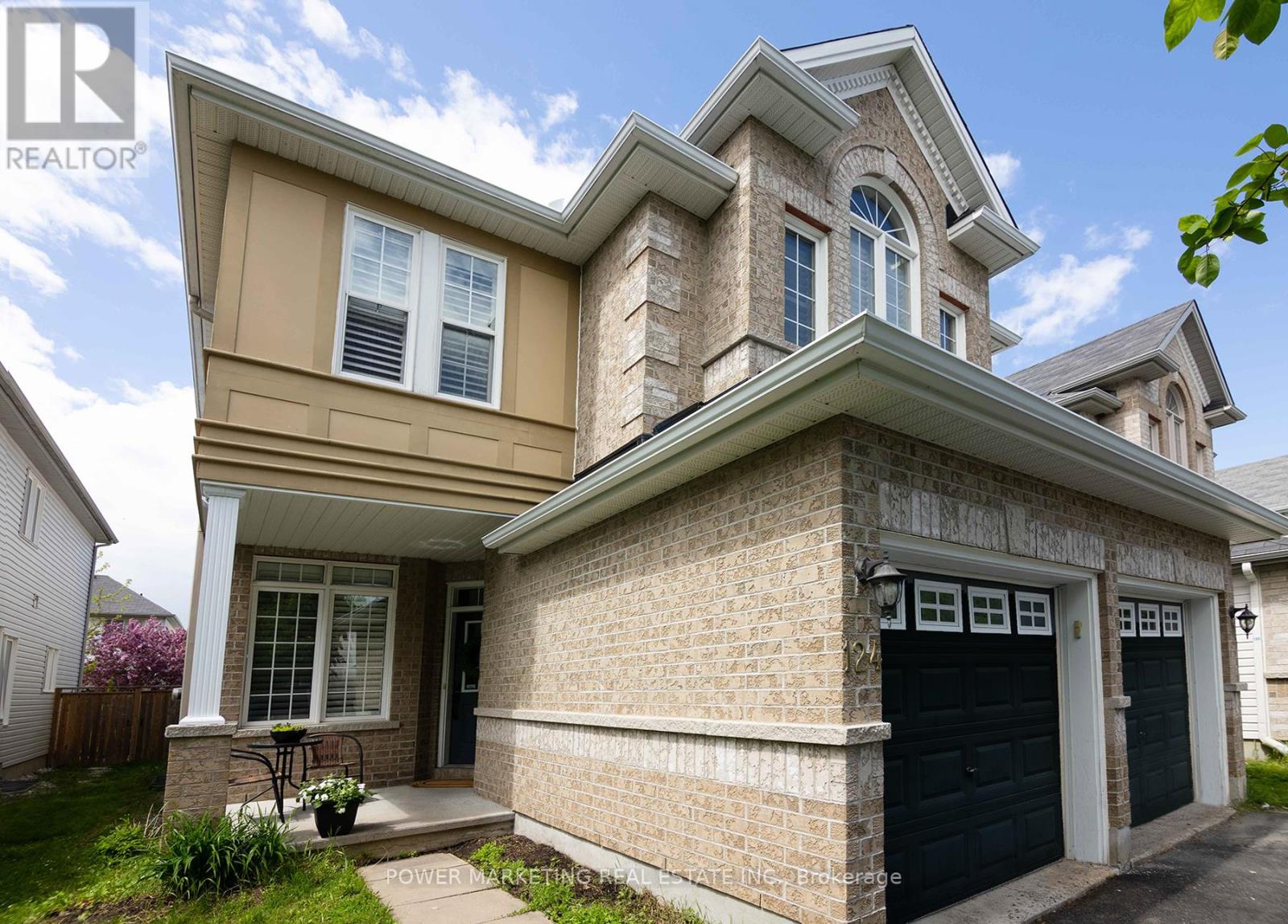 Property at 124 STRATHCARRON CRESCENT image 3