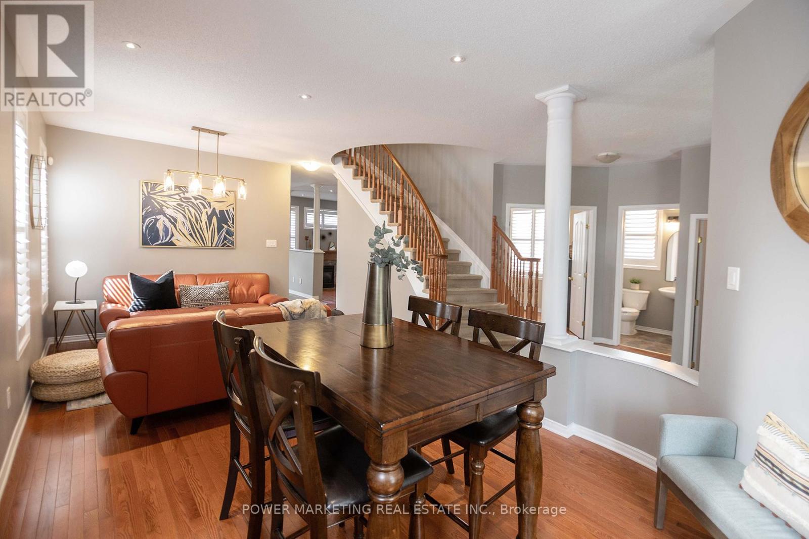 Property at 124 STRATHCARRON CRESCENT image 4