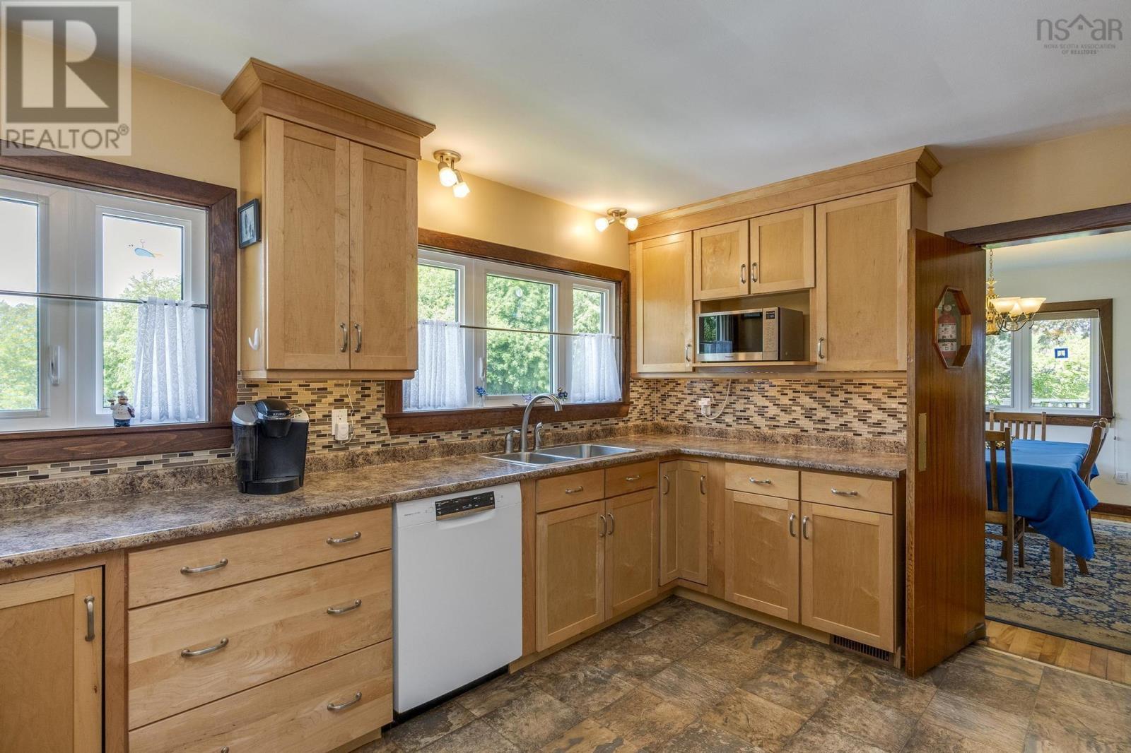 Property at 9521 Commercial Street image 5