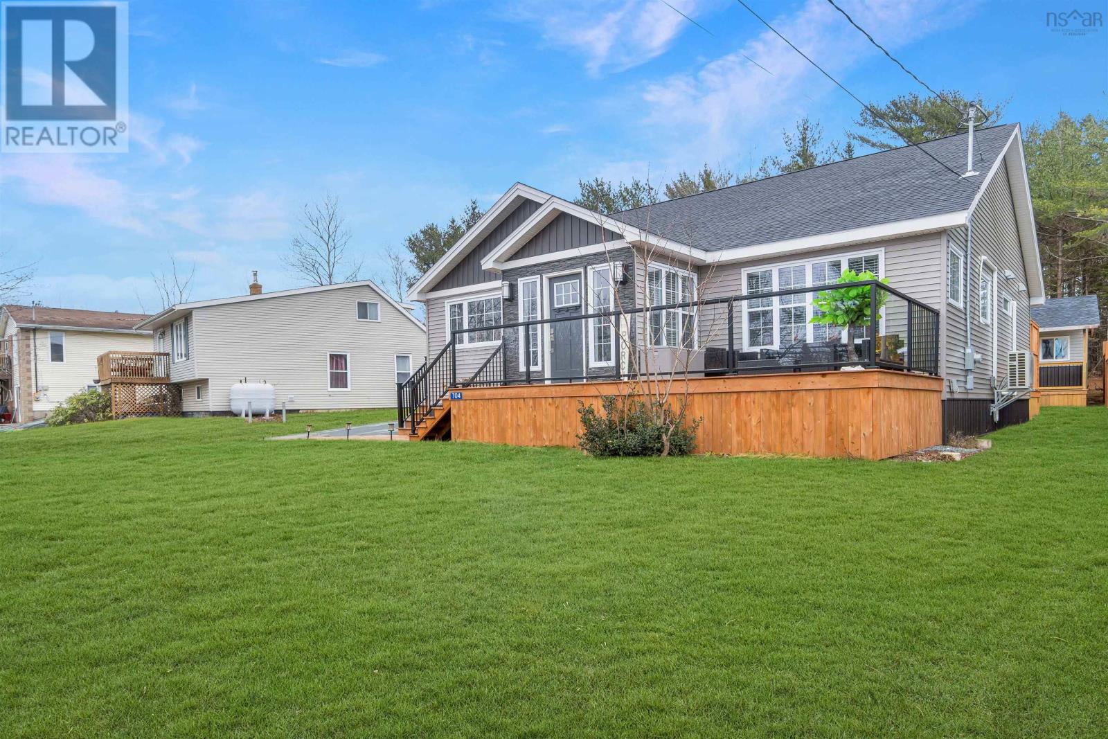 Property at 704 Waverley Road image 1