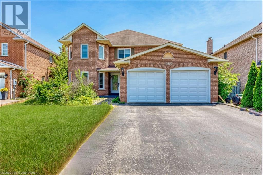 1362 Pilgrims Way, Oakville, Ontario  L6M 2W4 - Photo 1 - 40749136