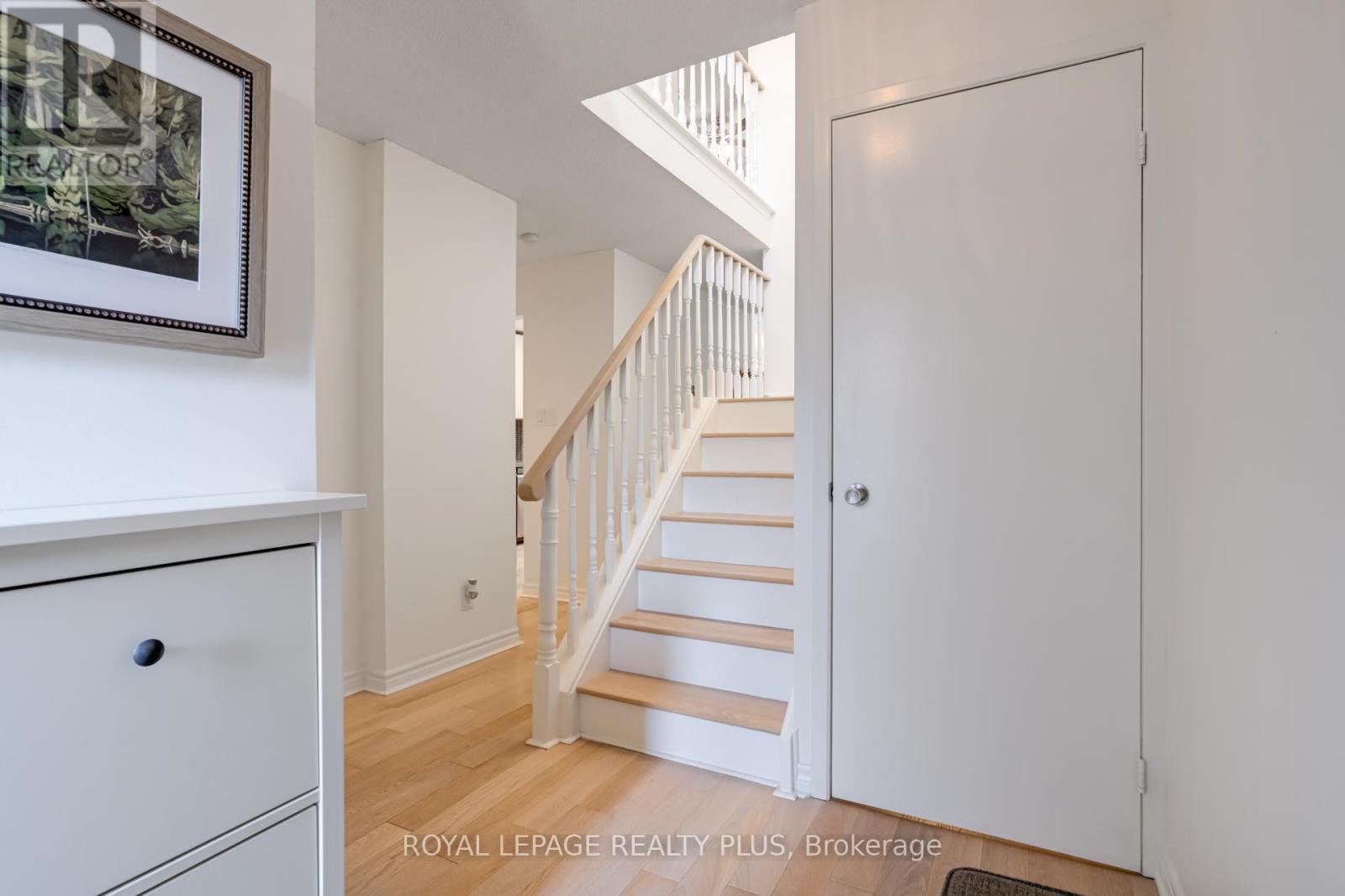 Property at 68 - 3079 FIFTH LINE W image 3