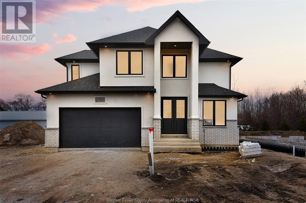 Property at 2584 MAYFAIR image 2
