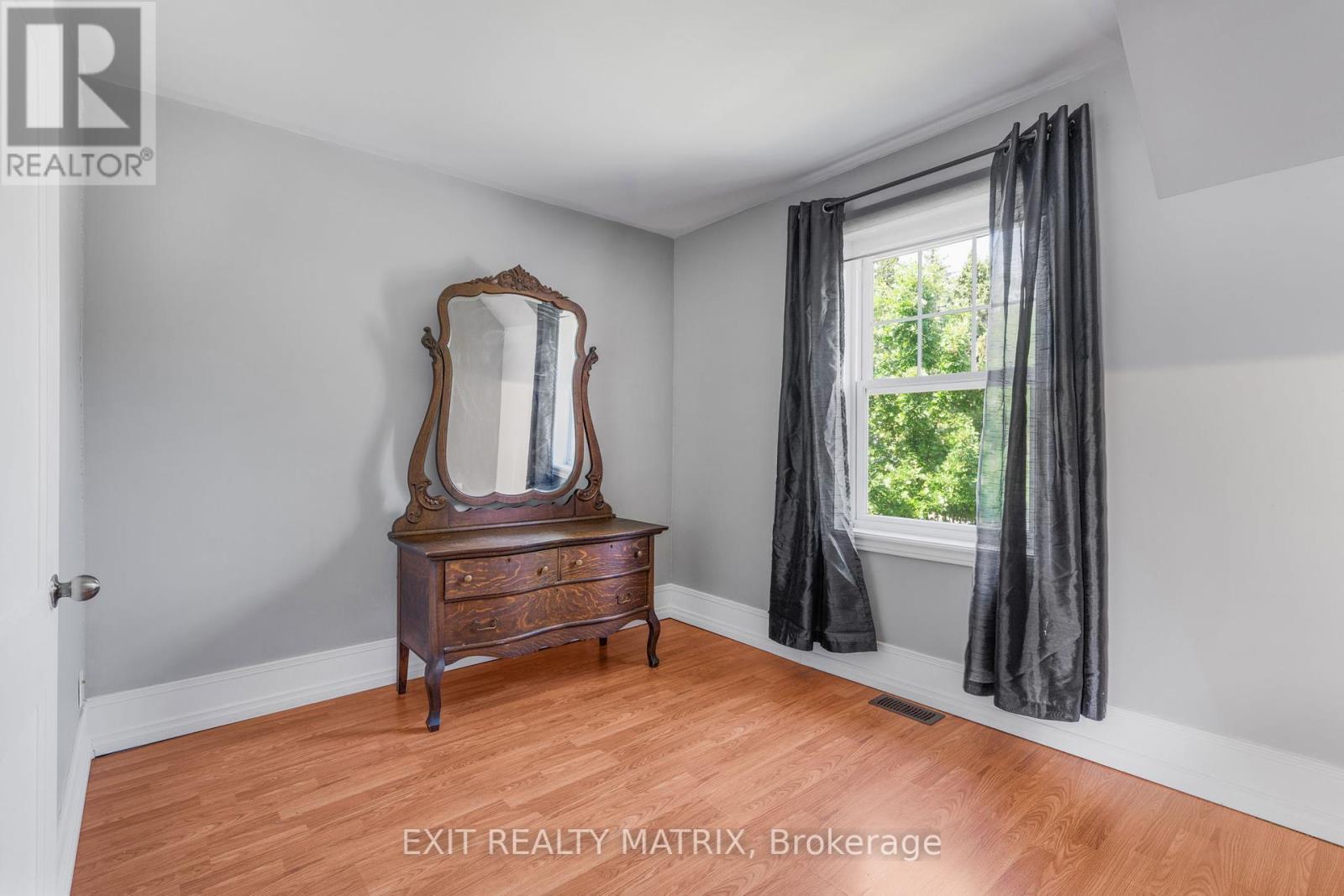 499 Smerdon Street, Hawkesbury, Ontario  K6A 2M9 - Photo 19 - X12275272