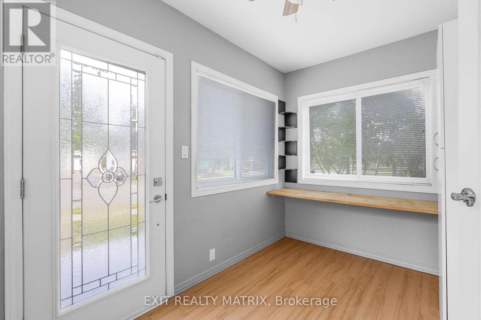 499 Smerdon Street, Hawkesbury, Ontario  K6A 2M9 - Photo 6 - X12275272