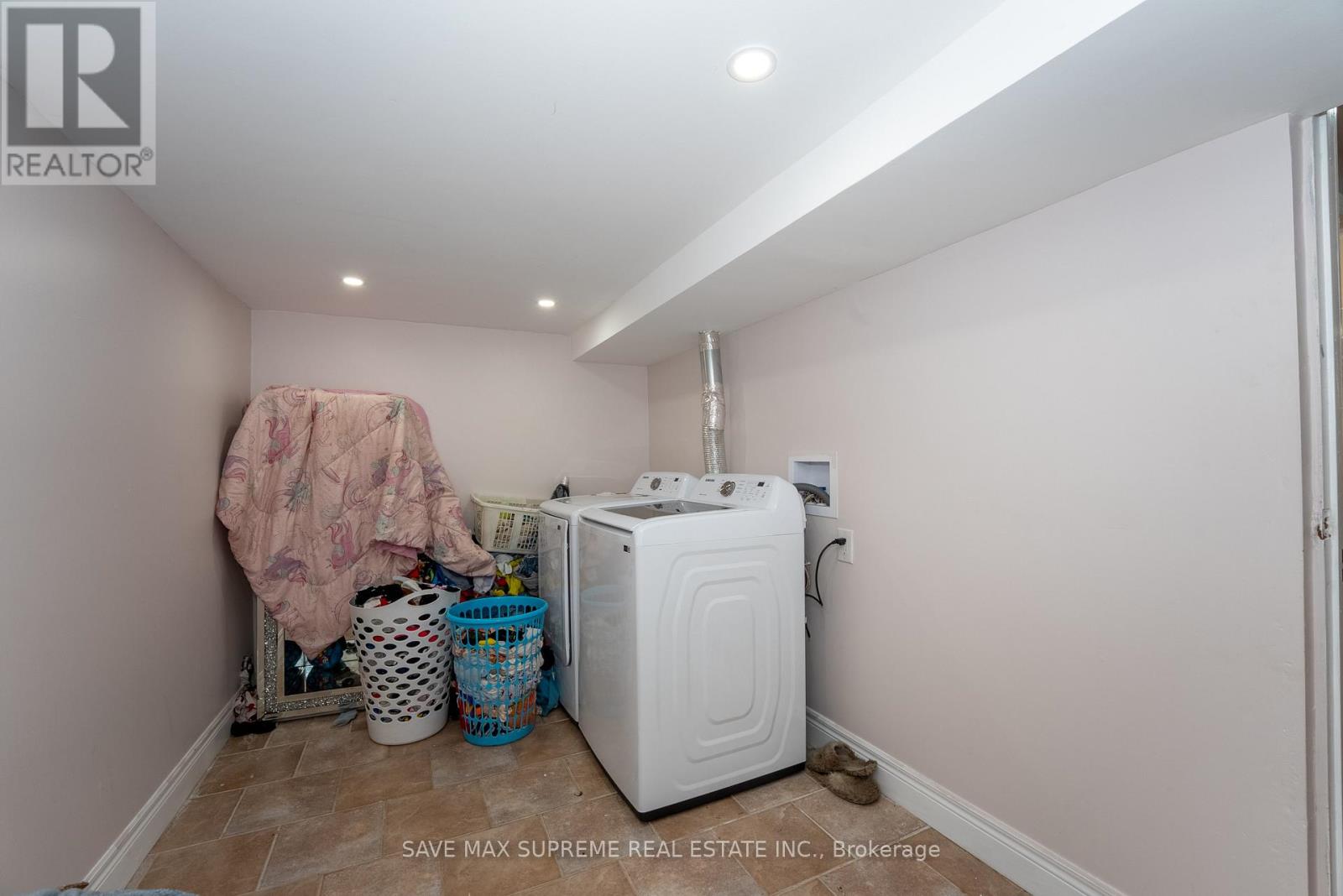 4 Ozark Court, Brampton (Bram West), Ontario  L6Y 0L4 - Photo 39 - W12270885