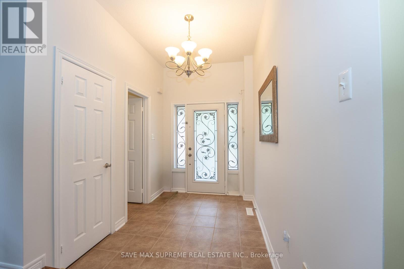 4 Ozark Court, Brampton (Bram West), Ontario  L6Y 0L4 - Photo 8 - W12270885