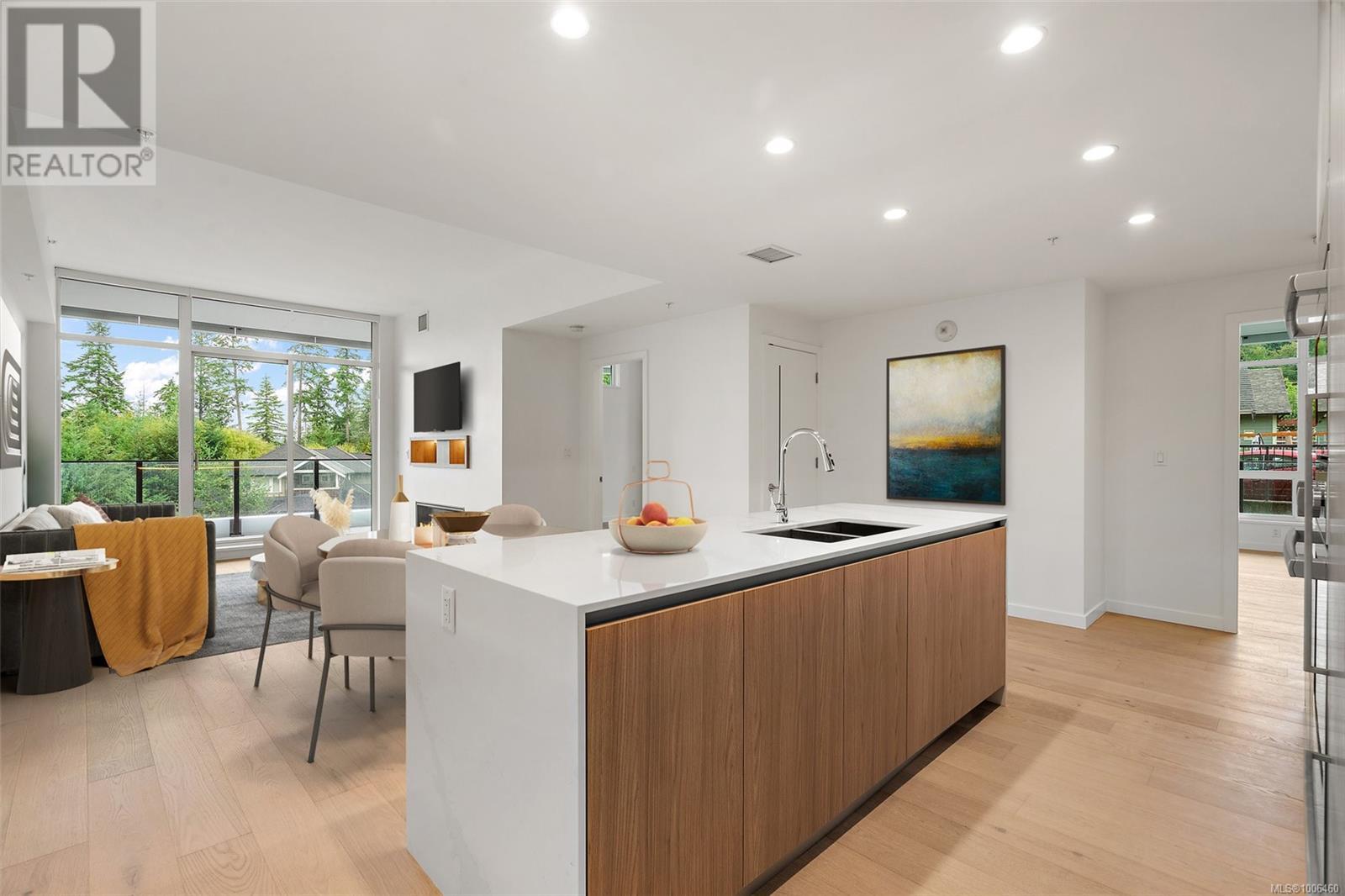 Property at 402 2000 Hannington Rd image 3