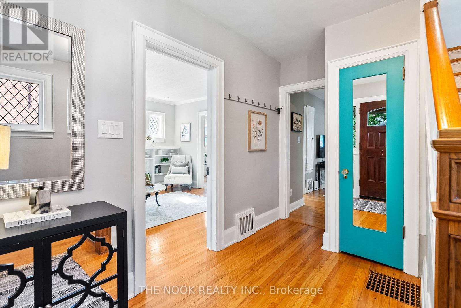 Property at 100 CONNAUGHT STREET image 5