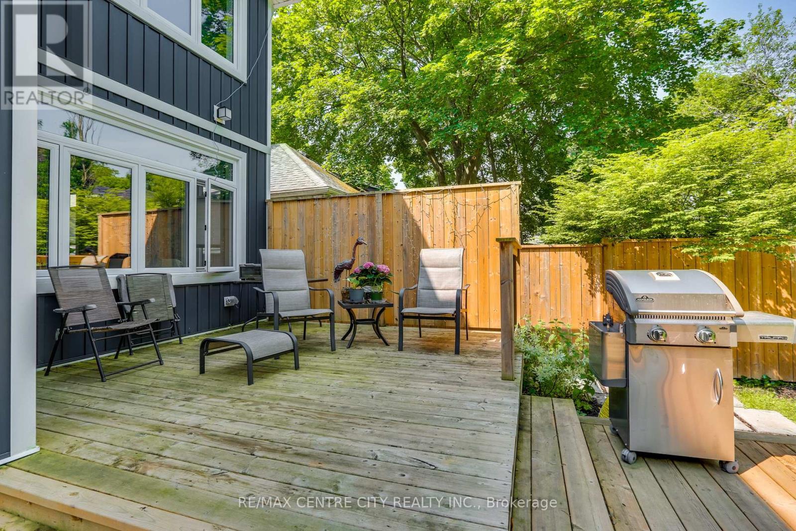 146 Victoria Street, London East, Ontario  N6A 2B7 - Photo 48 - X12275441