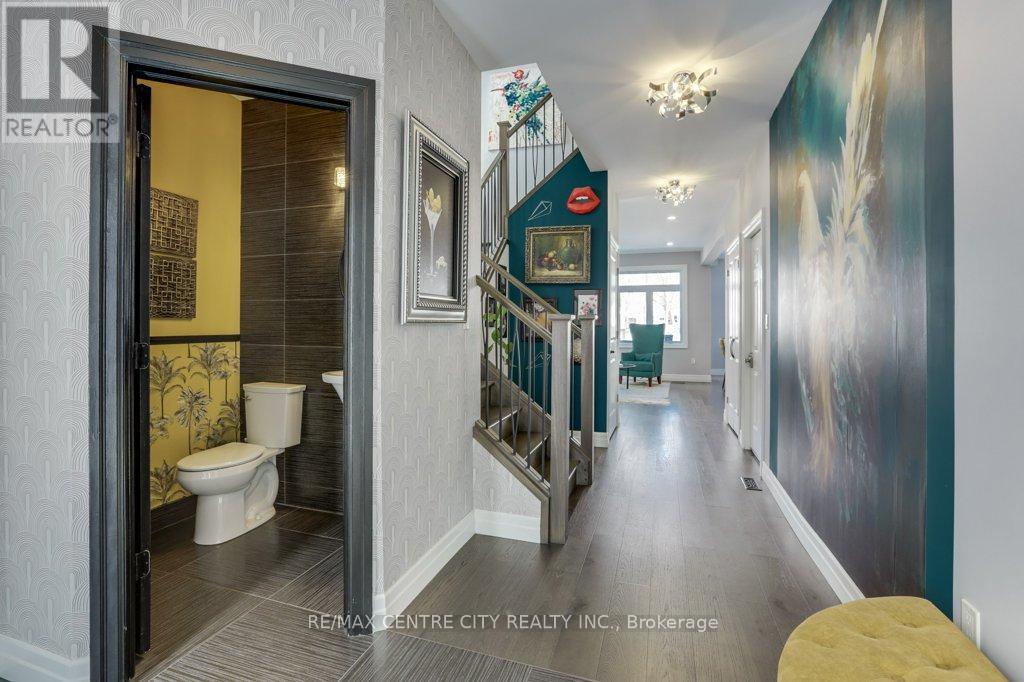 146 Victoria Street, London East, Ontario  N6A 2B7 - Photo 6 - X12275441