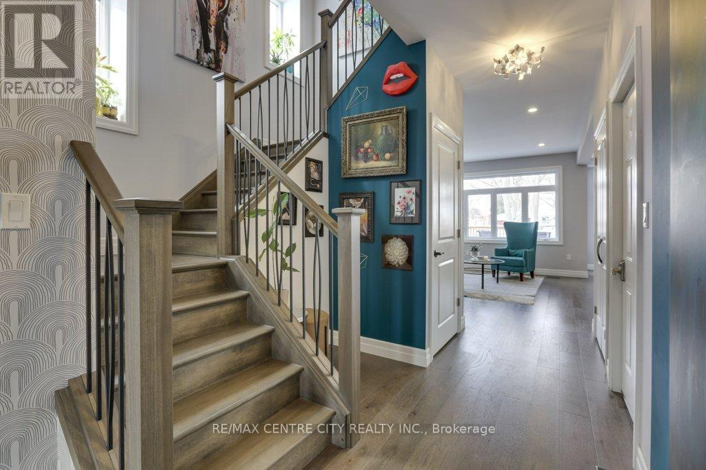 146 Victoria Street, London East, Ontario  N6A 2B7 - Photo 8 - X12275441