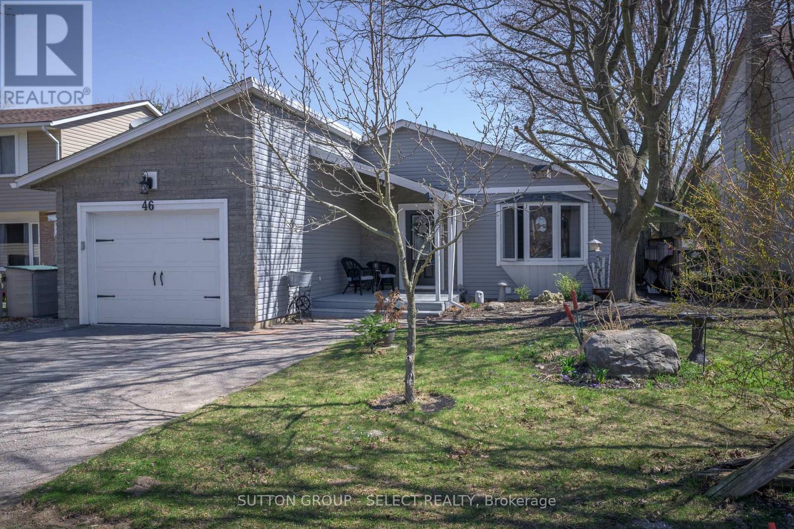 46 Monmore Road, London North (North F), Ontario  N6G 2W6 - Photo 2 - X12275489