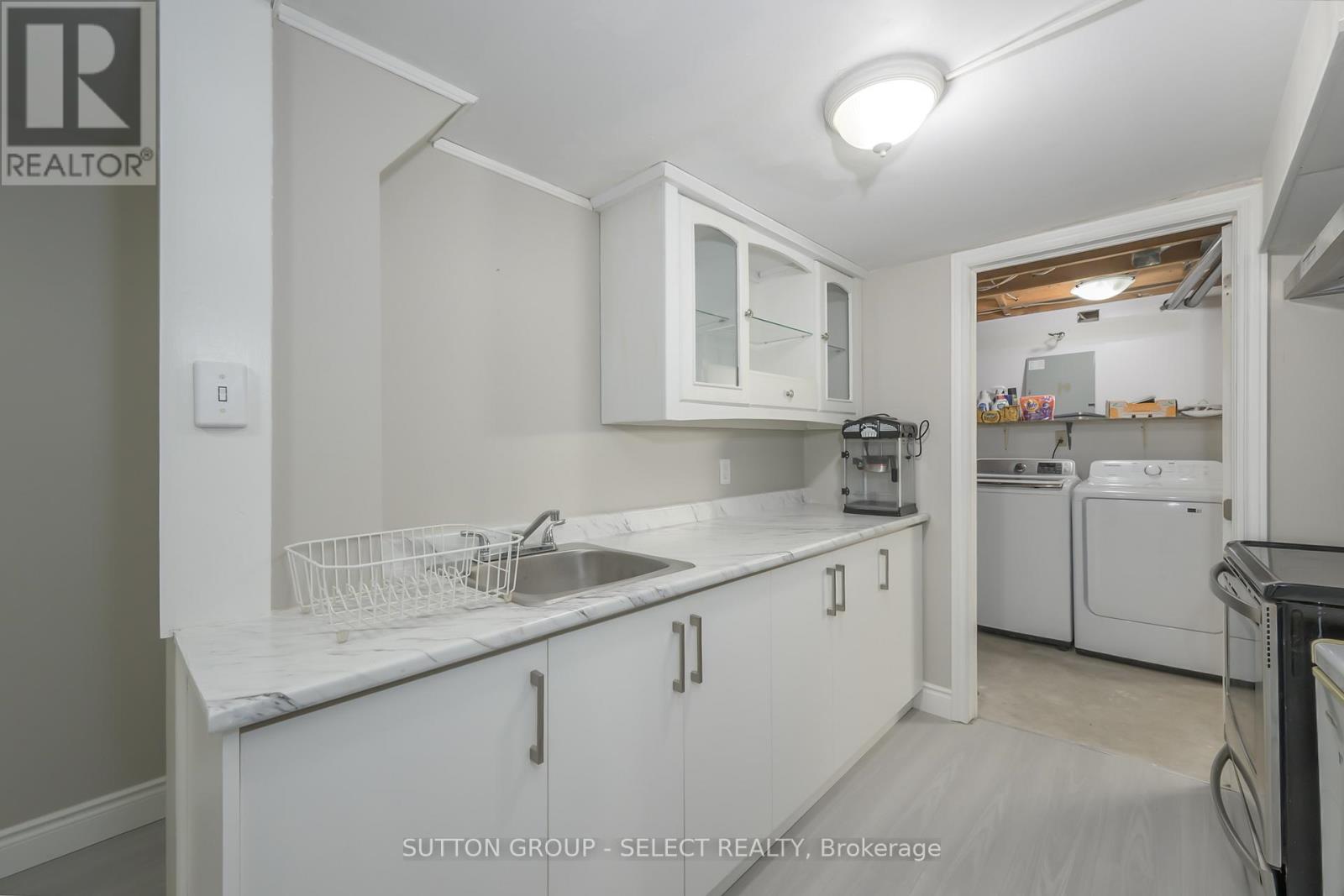 46 Monmore Road, London North (North F), Ontario  N6G 2W6 - Photo 21 - X12275489