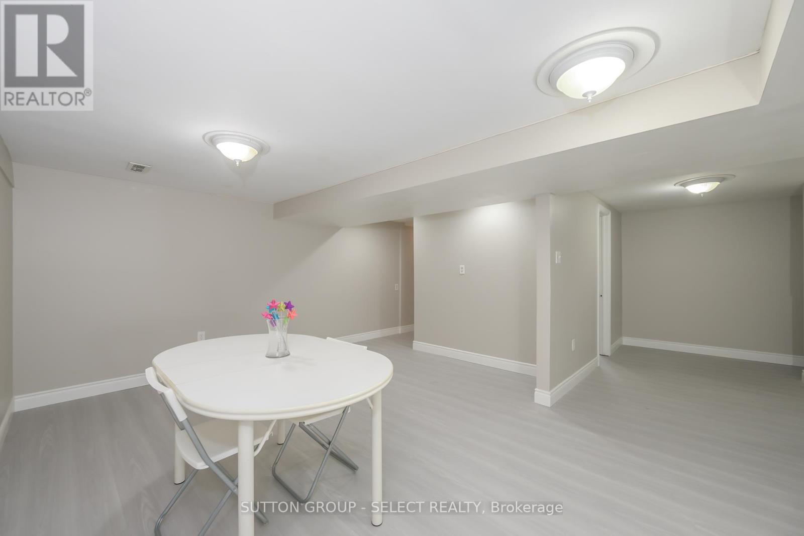 46 Monmore Road, London North (North F), Ontario  N6G 2W6 - Photo 25 - X12275489