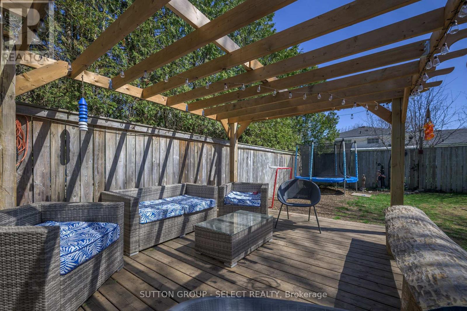 46 Monmore Road, London North (North F), Ontario  N6G 2W6 - Photo 32 - X12275489