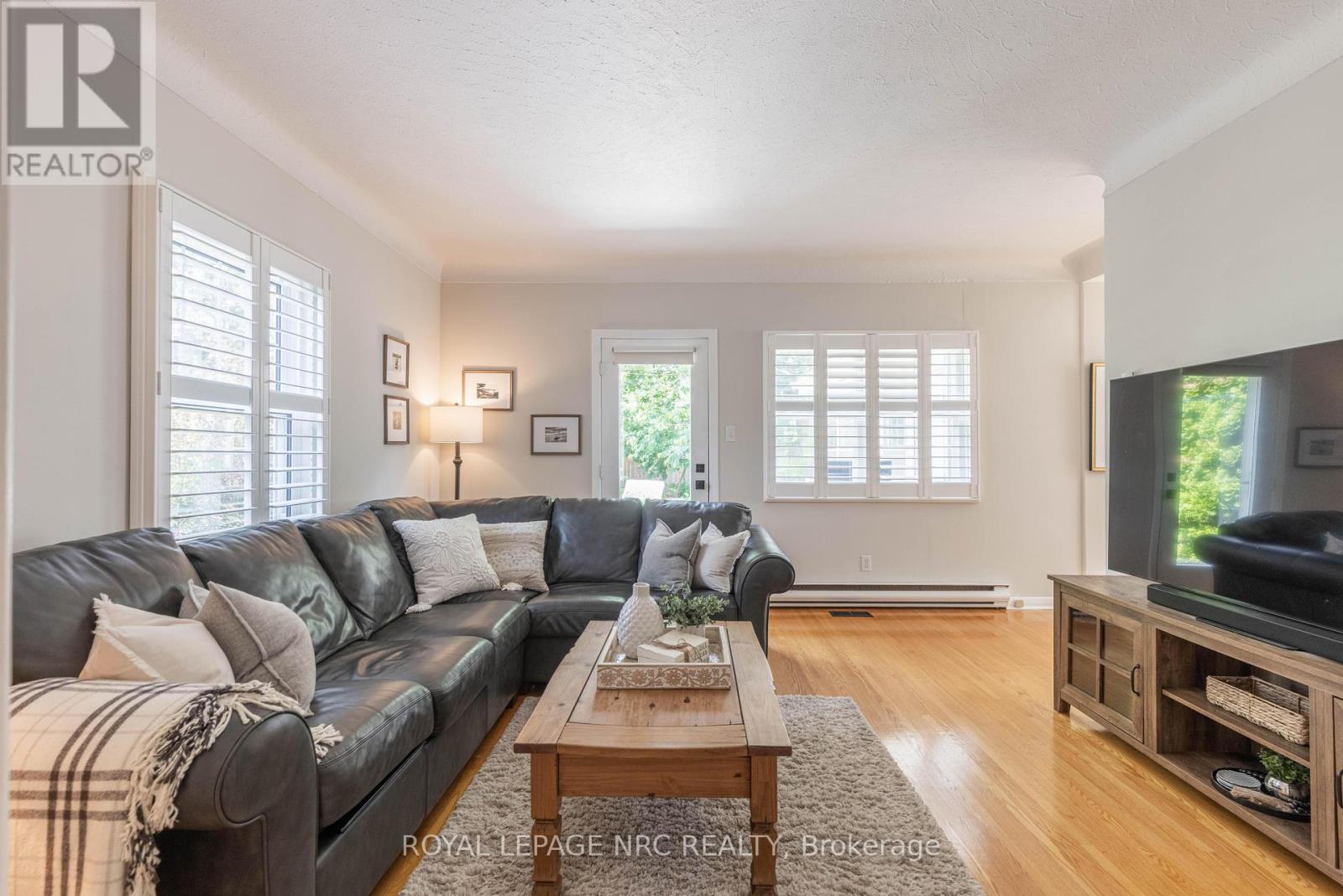 51 Hillcrest Avenue, St. Catharines, Ontario  L2R 4Y3 - Photo 23 - X12262453