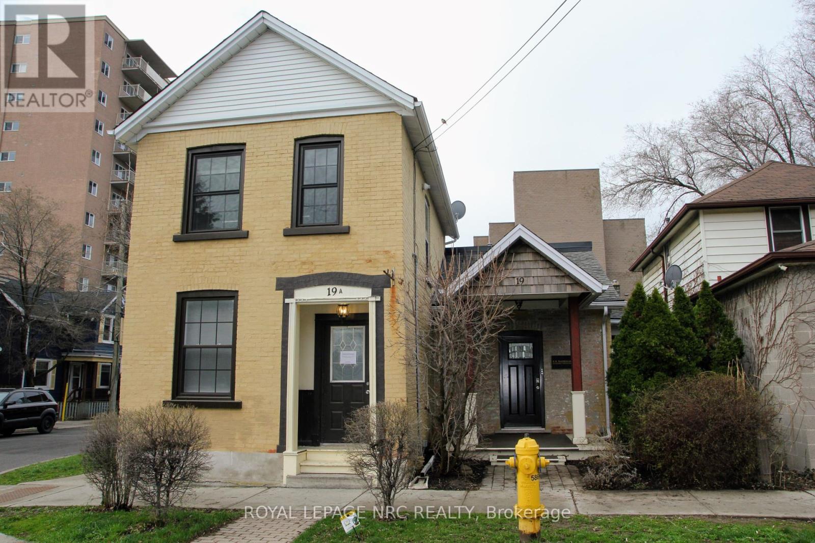 19 COURT STREET, St. Catharines, Ontario