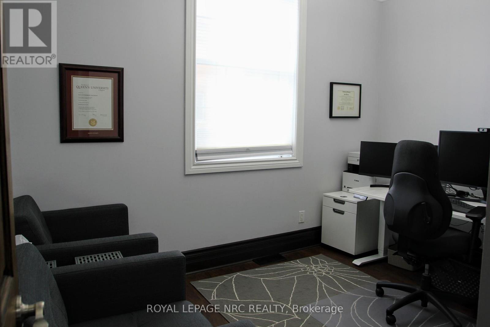 19 Court Street, St. Catharines, Ontario  L2R 4R5 - Photo 16 - X12275561