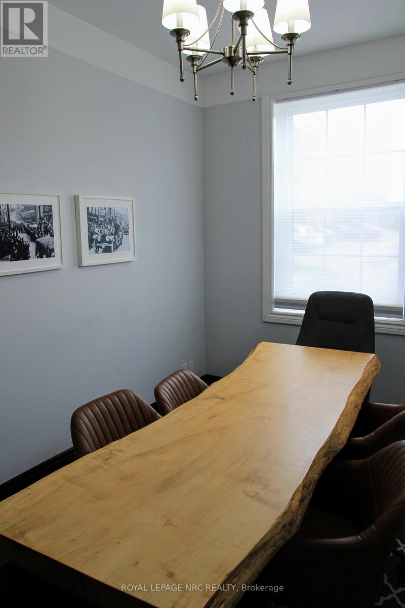 19 Court Street, St. Catharines, Ontario  L2R 4R5 - Photo 24 - X12275561