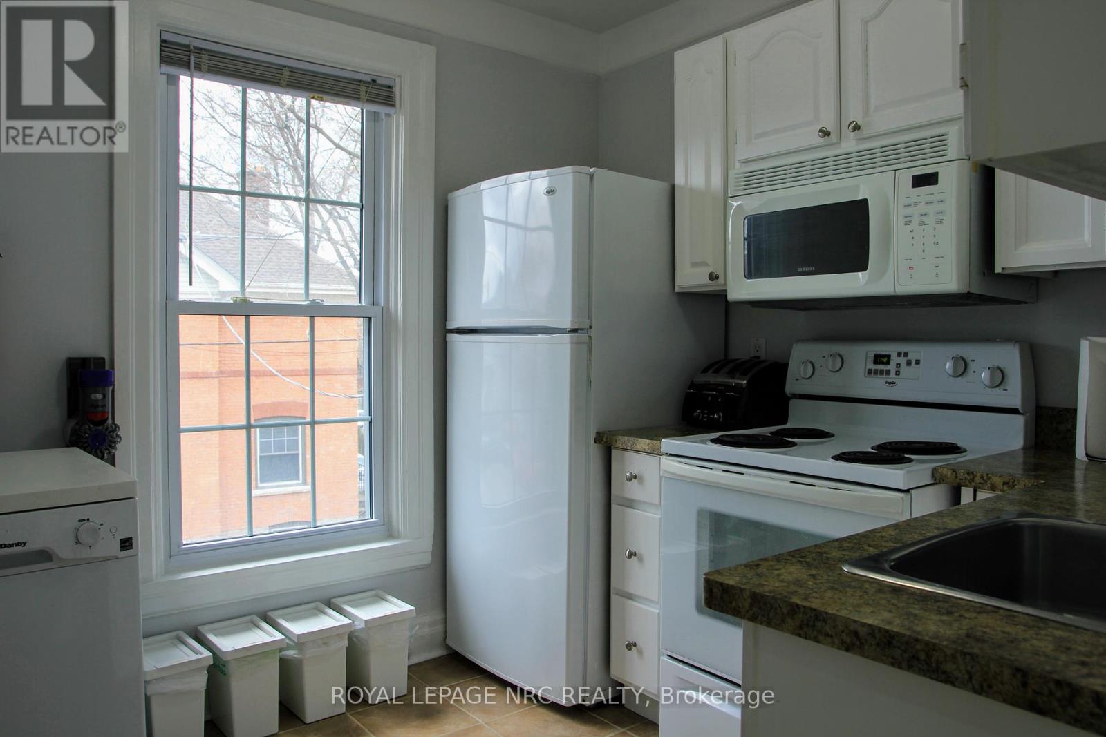 19 Court Street, St. Catharines, Ontario  L2R 4R5 - Photo 27 - X12275561