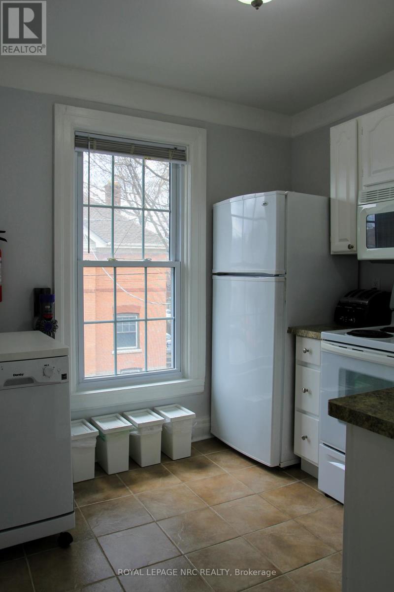 19 Court Street, St. Catharines, Ontario  L2R 4R5 - Photo 28 - X12275561