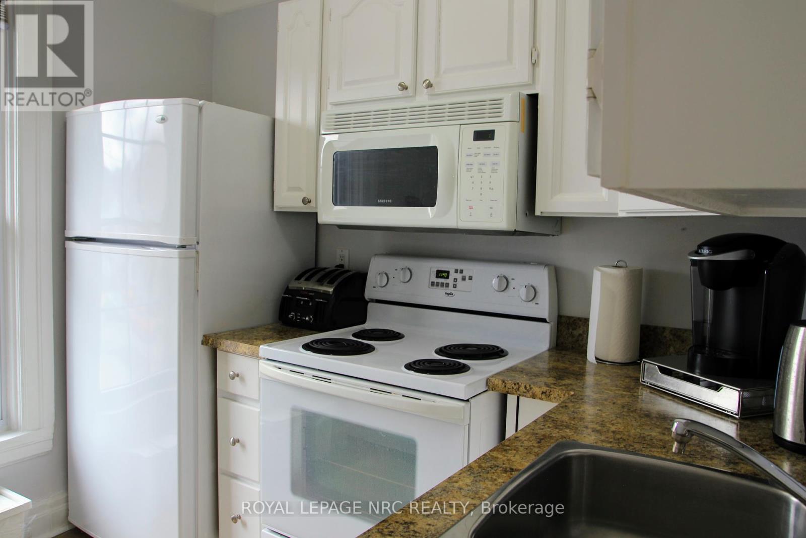 19 Court Street, St. Catharines, Ontario  L2R 4R5 - Photo 31 - X12275561