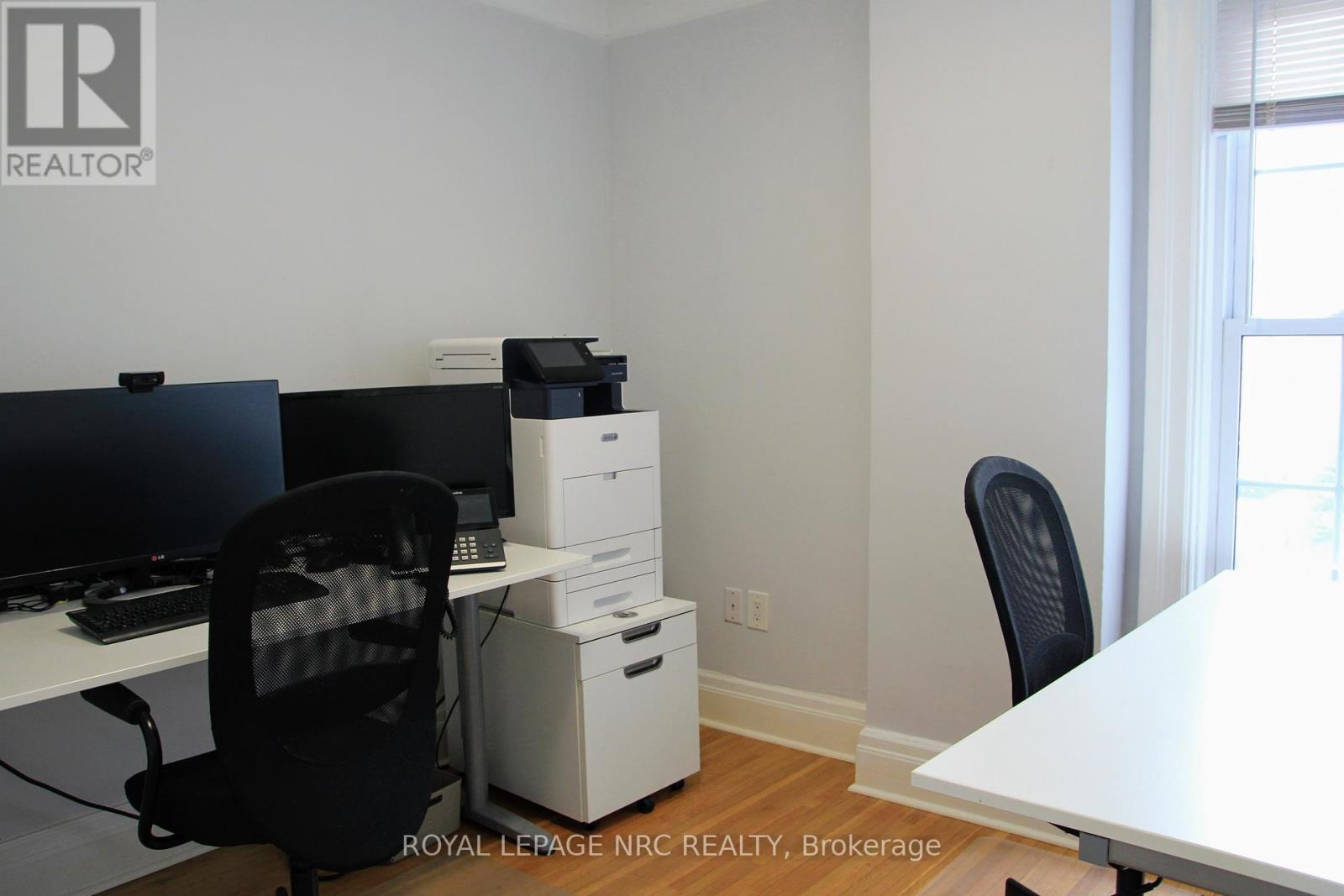 19 Court Street, St. Catharines, Ontario  L2R 4R5 - Photo 32 - X12275561