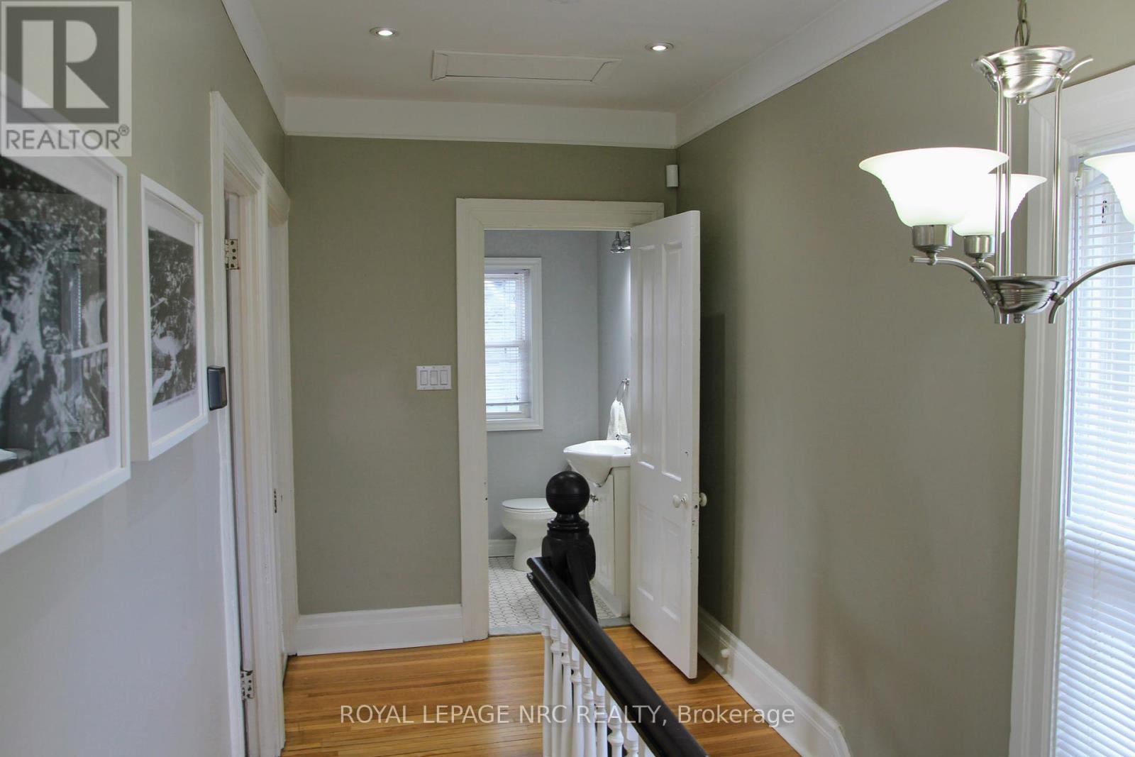 19 Court Street, St. Catharines, Ontario  L2R 4R5 - Photo 46 - X12275561